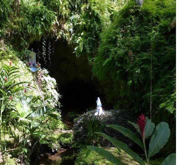 Entrance of La Gruta Cave at Colon Island in Bocas del Toro, Panama